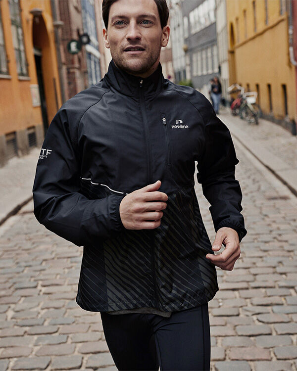MENS RUNNING JACKETS