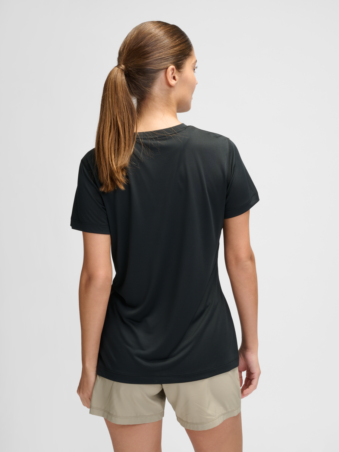 Newline Damen Core Running T-Shirt – Kurzarm, Aus Atmungsaktivem Mesh-Jersey, Mit Reflektierendem Logo
