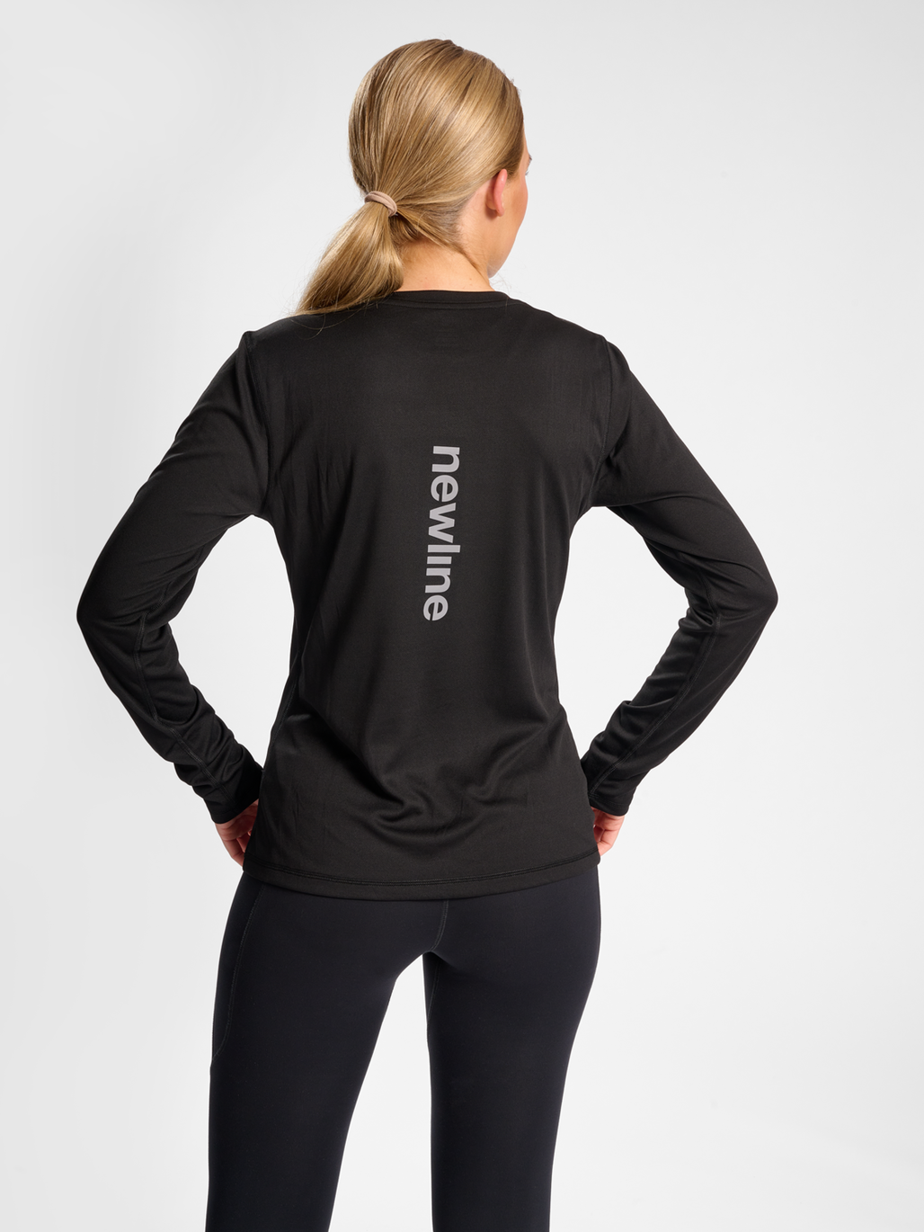 nwlBEAT POLY LS TEE WOMAN, 2001, model