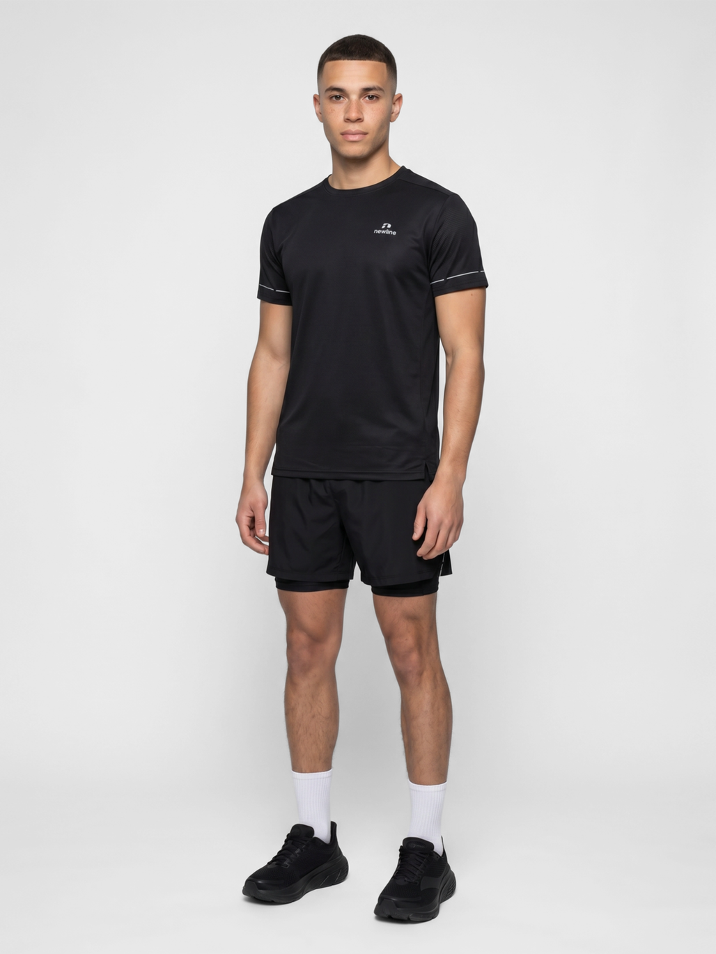 nwlBREATHE T-SHIRT, BLACK, model