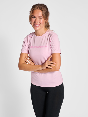 nwlSB S/S RACE TEE, PINK LADY, model