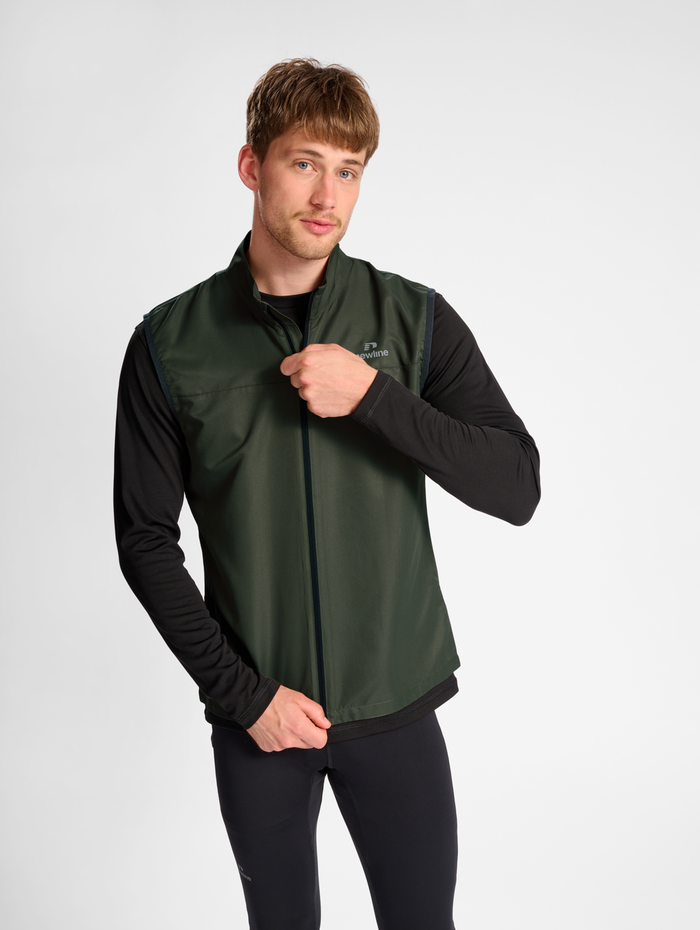 nwlBEAT GILET, 1954, model
