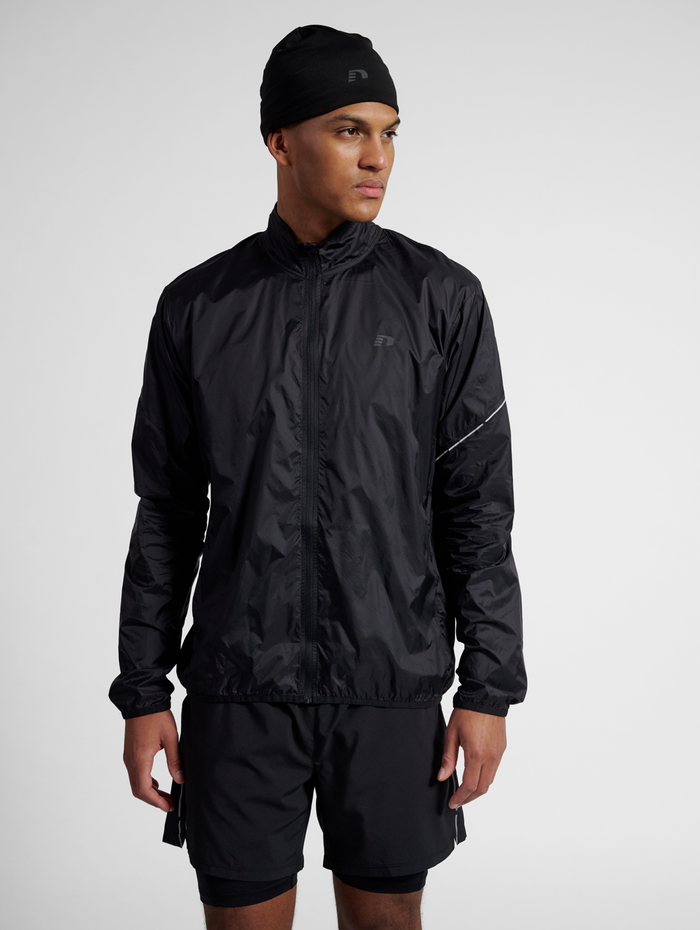 nwlPACKABLE TRAIL JACKET, BLACK, model