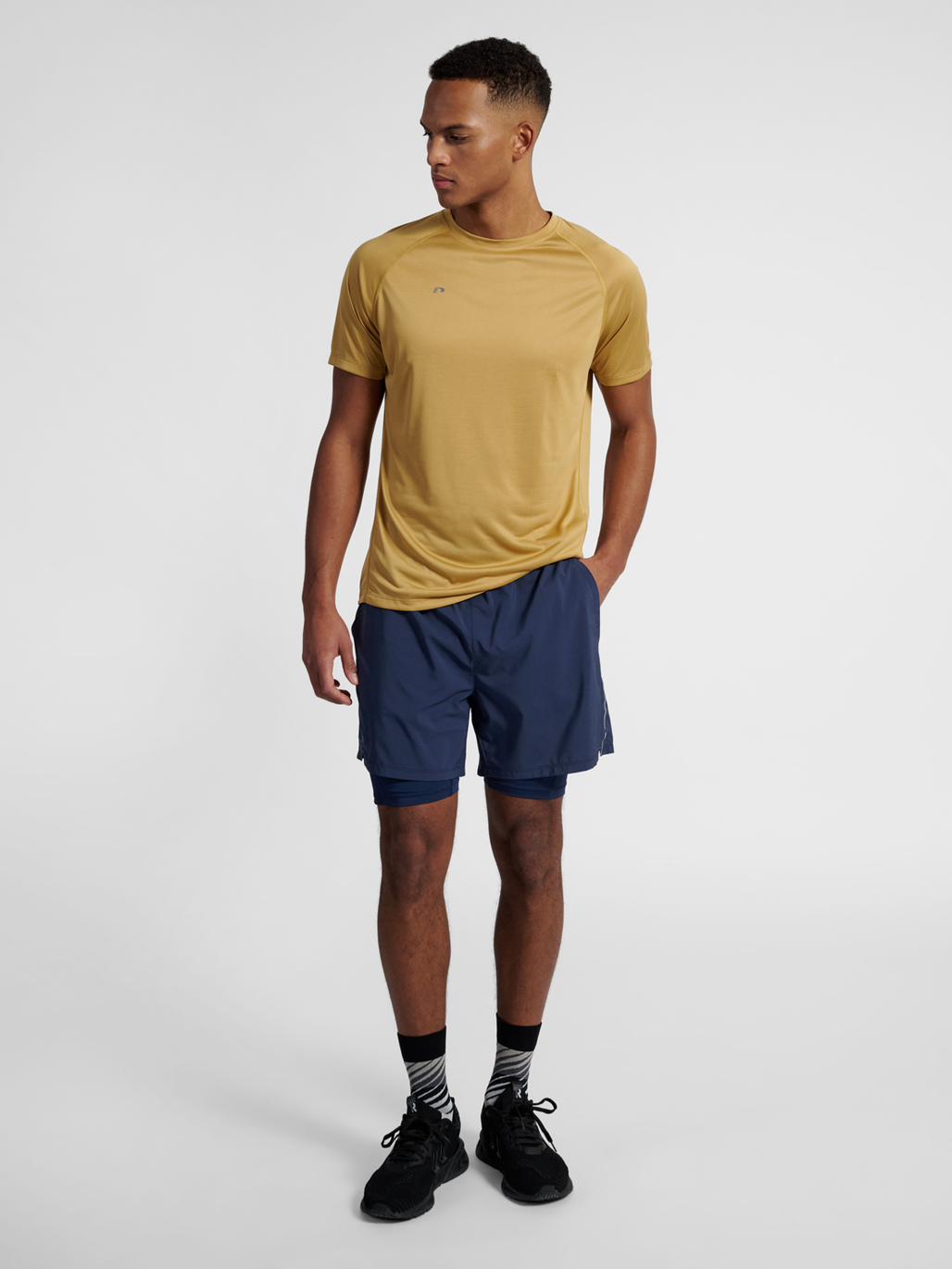 nwlFAST 2IN1 SHORTS, BLACK IRIS 2, model