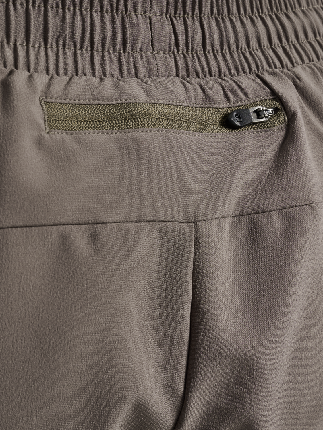 nwlMAX ZIP POCKET SHORTS, FALCON, packshot
