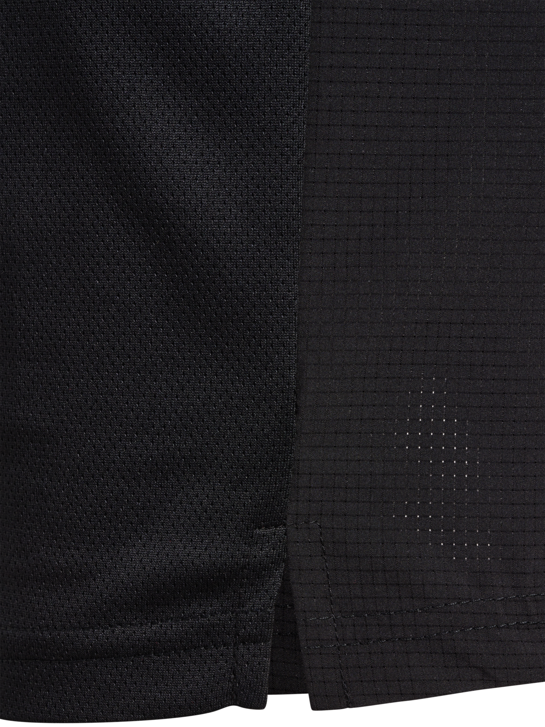 nwlBREATHE T-SHIRT, BLACK, packshot