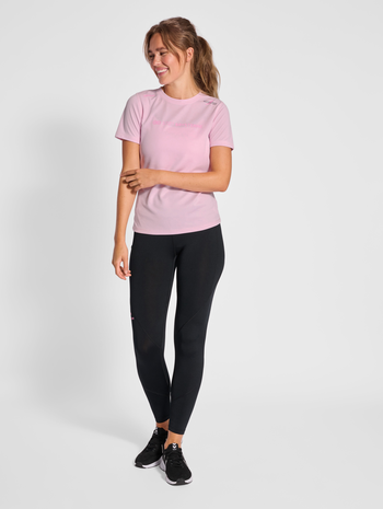 nwlSB S/S RACE TEE, PINK LADY, model