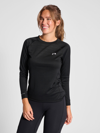 nwlLAKELAND T-SHIRT L/S WOMEN, BLACK, model