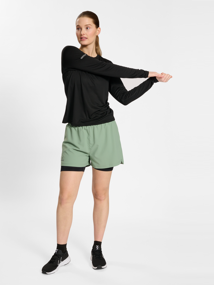 nwlMEMPHIS T-SHIRT L/S WOMAN, BLACK, model