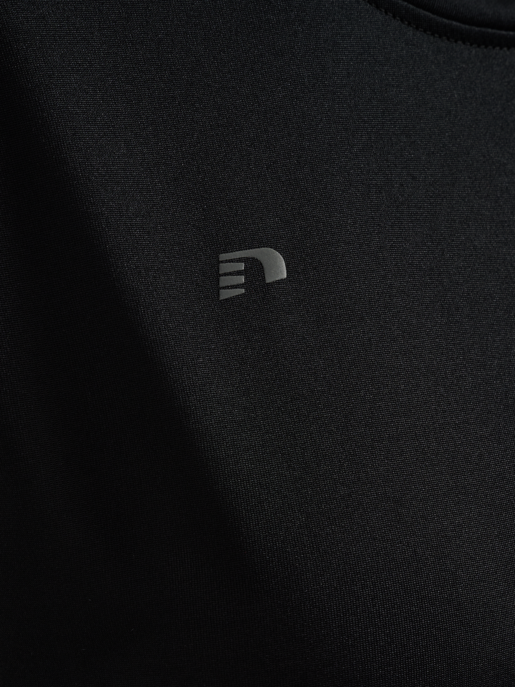 nwlBEAT W T-SHIRT, BLACK, packshot